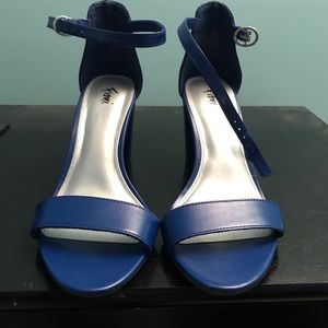 Fioni Royal Blue Sandals
